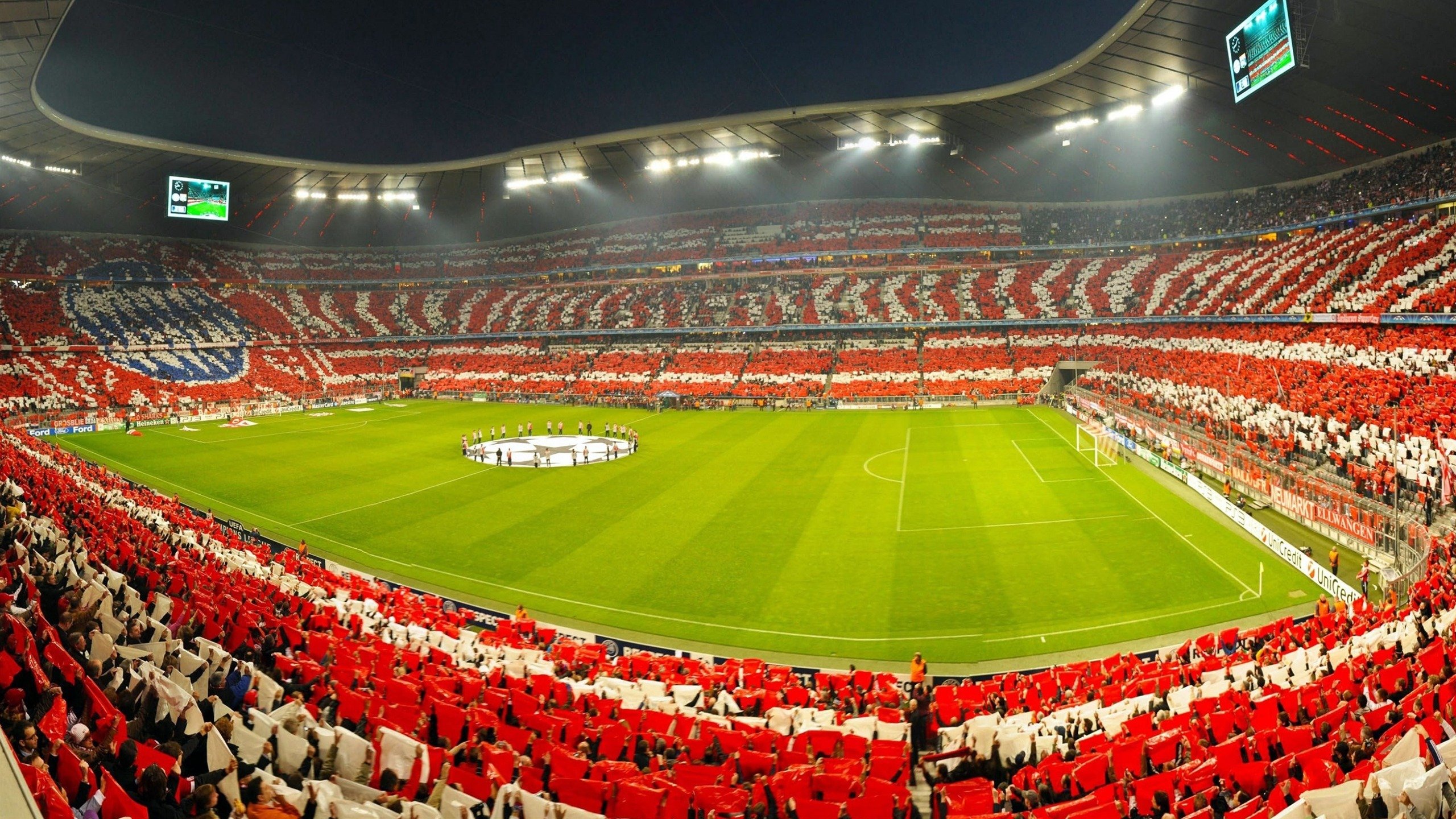 九游娱乐网页-勒沃库森险胜墨西哥，范戴克刷新纪录，一场跨越洲际的足球传奇